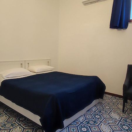 Villa Mary - Apartments Трани Номер фото