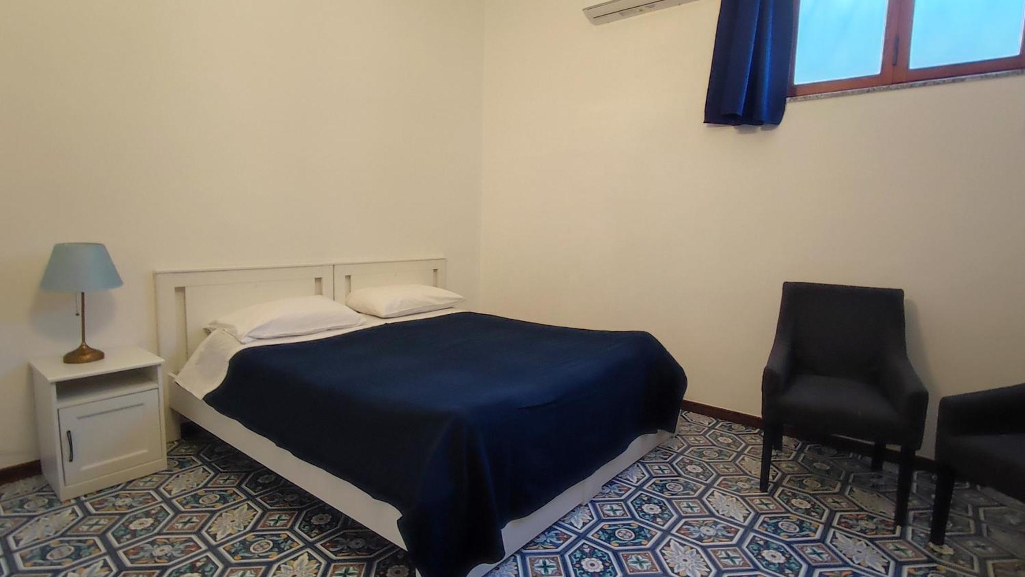 Villa Mary - Apartments Трани Номер фото